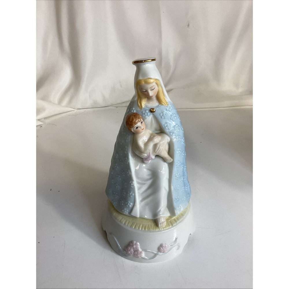 Roman Mary And Jesus Musical Statue 1984